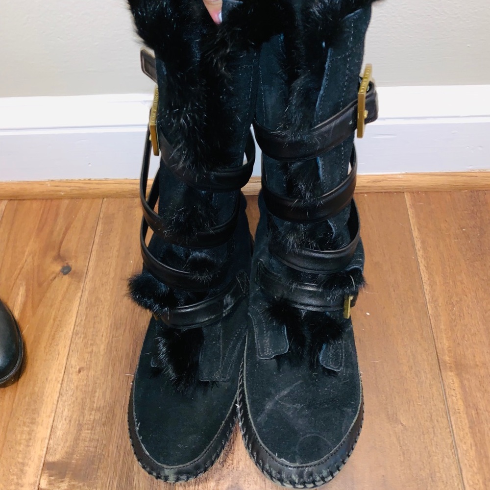 Tory Burch Shearling moccasin boots